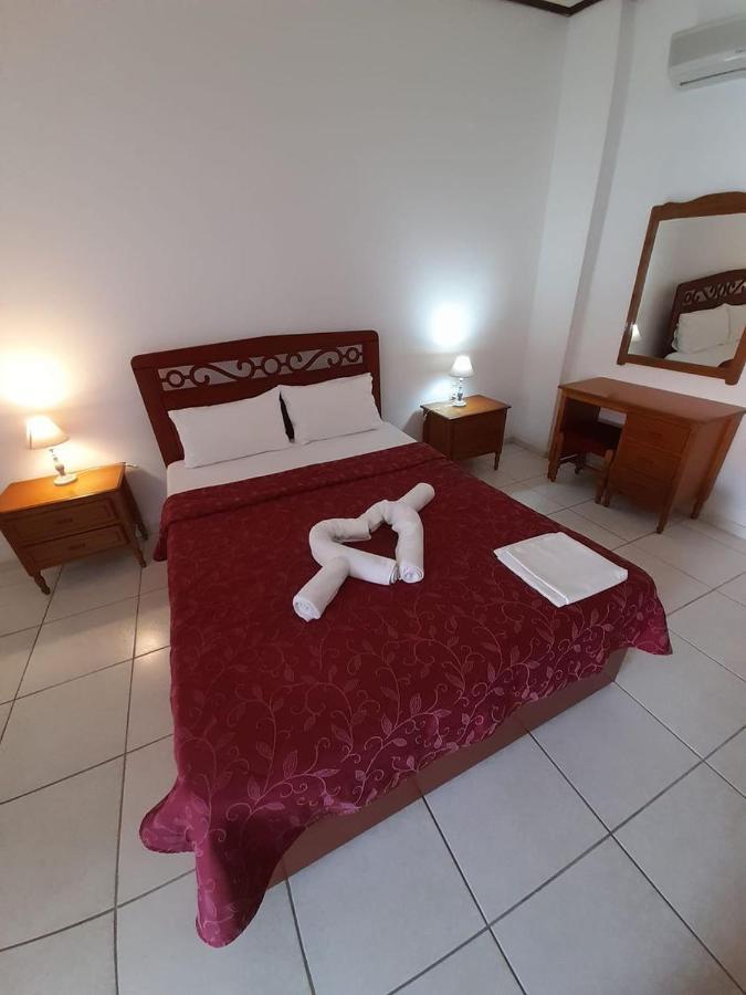 Zaneta Hotel & Apartments Neo Klima Buitenkant foto