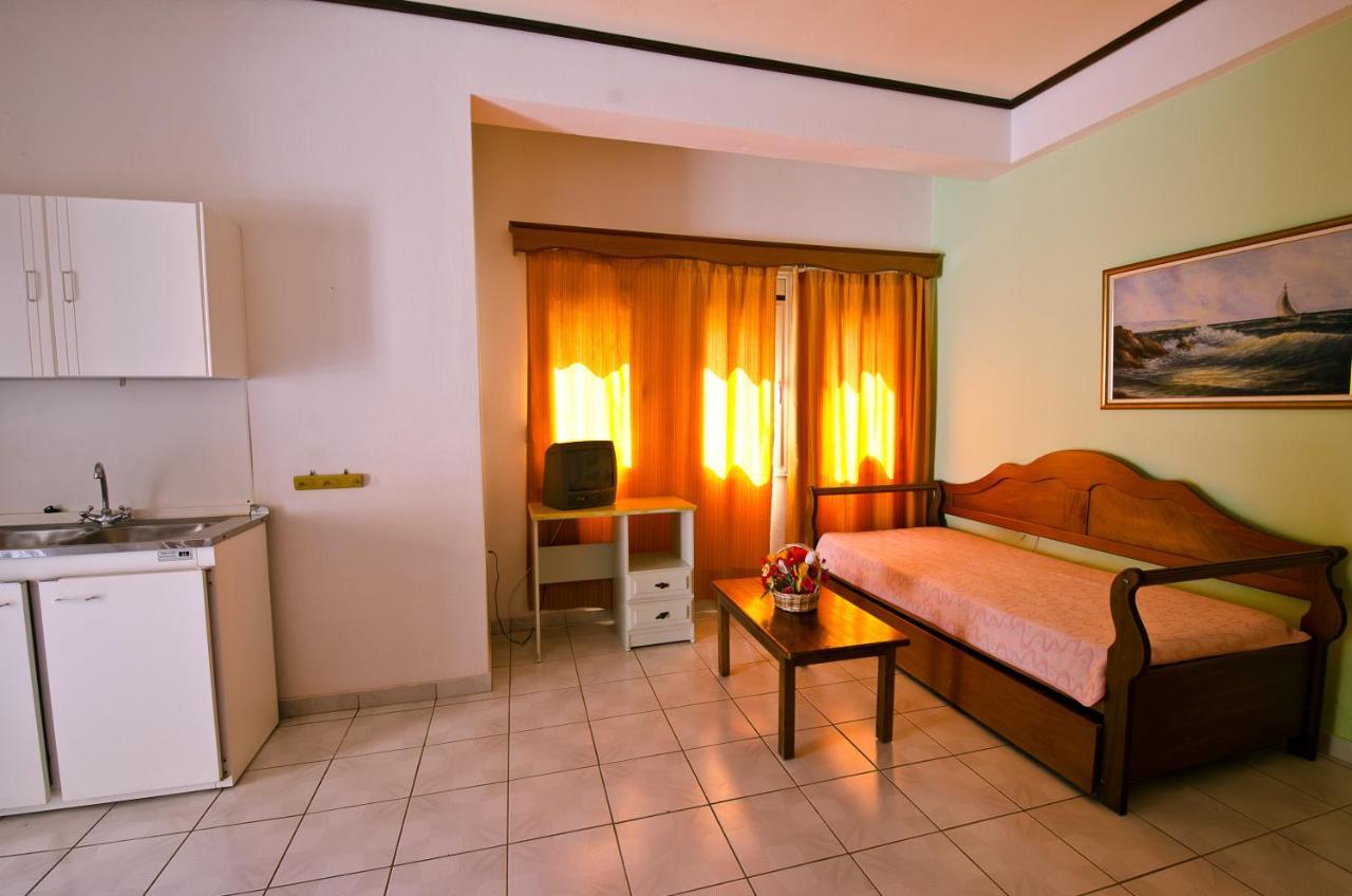 Zaneta Hotel & Apartments Neo Klima Buitenkant foto
